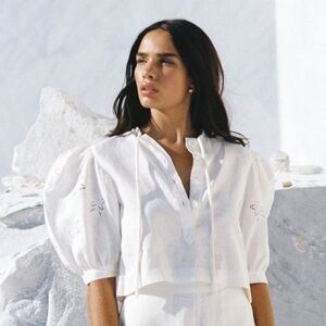 Sir The Label Alena pouf linen top